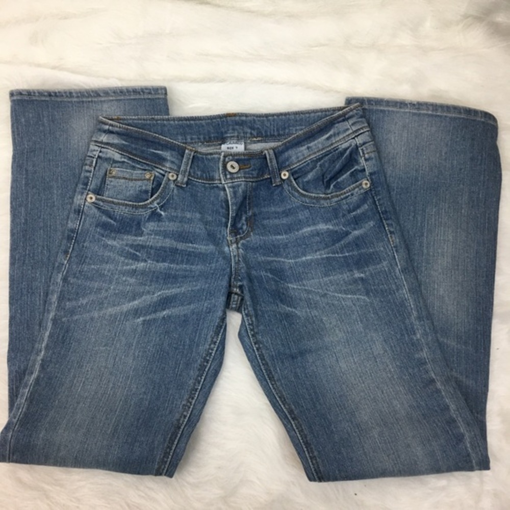 Z. Cavaricci Bootleg Cut Medium Wash Denim Jeans‎ - Picture 2 of 6
